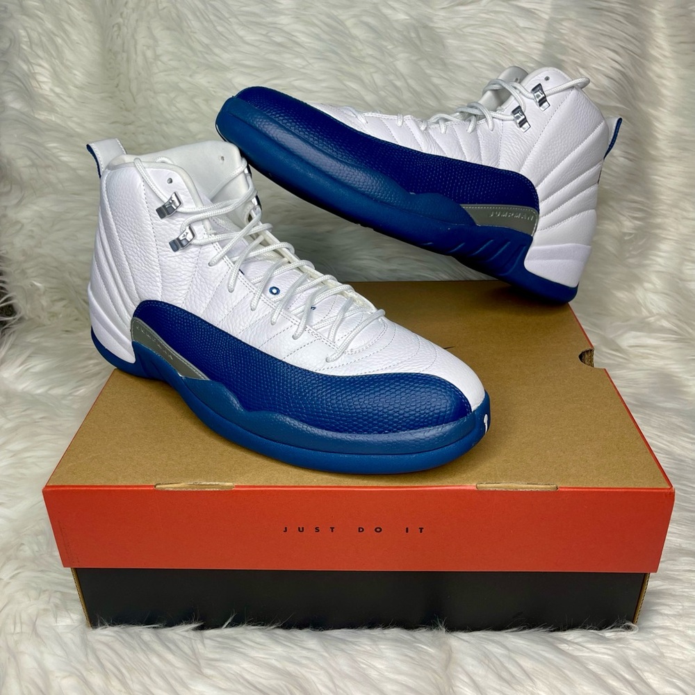 Air Jordan 12